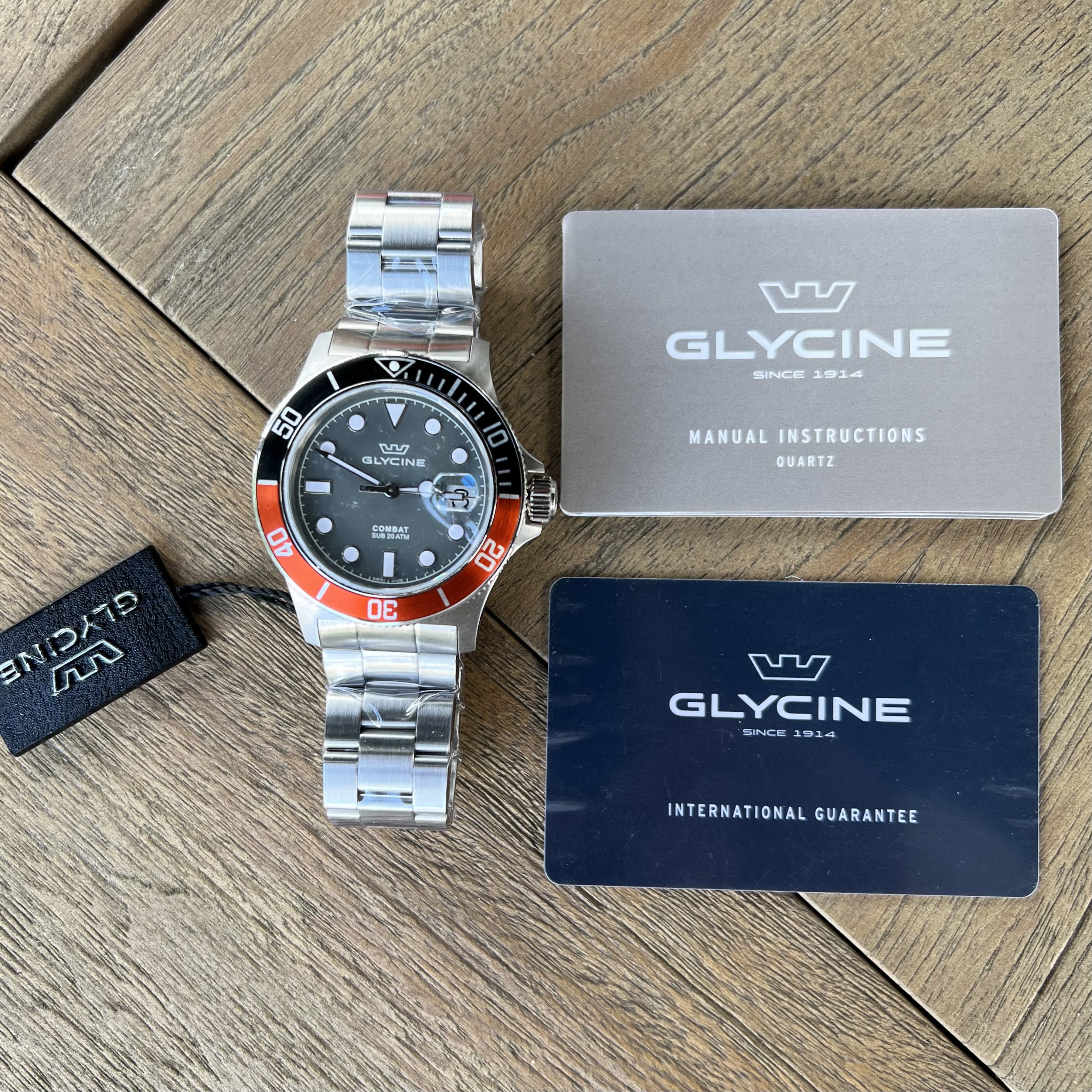 170 USD] Glycine Combat Sub quartz GL1018 - NEW w/WARRANTY 
