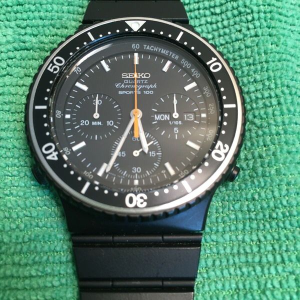Seiko 7A38-7080 Quartz Chronograph - February, 1984 - Fully