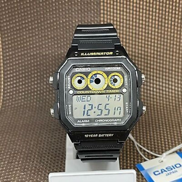 Casio AE1300WH1A Digital Alarm Chronograph Illuminator Uhr mit