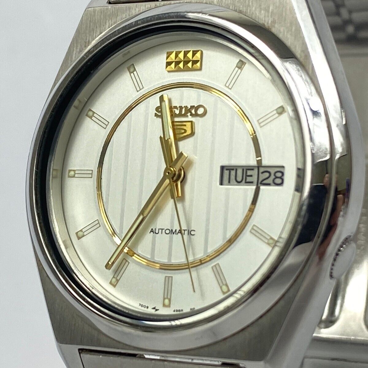 SEIKO 5 7009-876A Automatic Day/Date White Gold Dial Vintage Rare