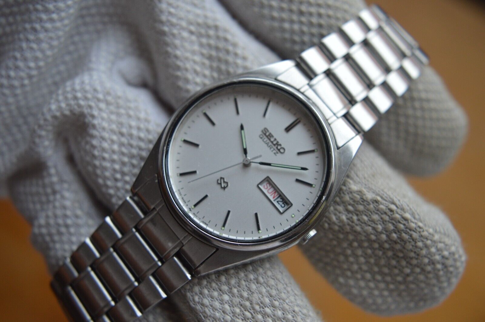 May 1991 Seiko 5Y23 8A11 Vintage Seiko Quartz Original Bracelet