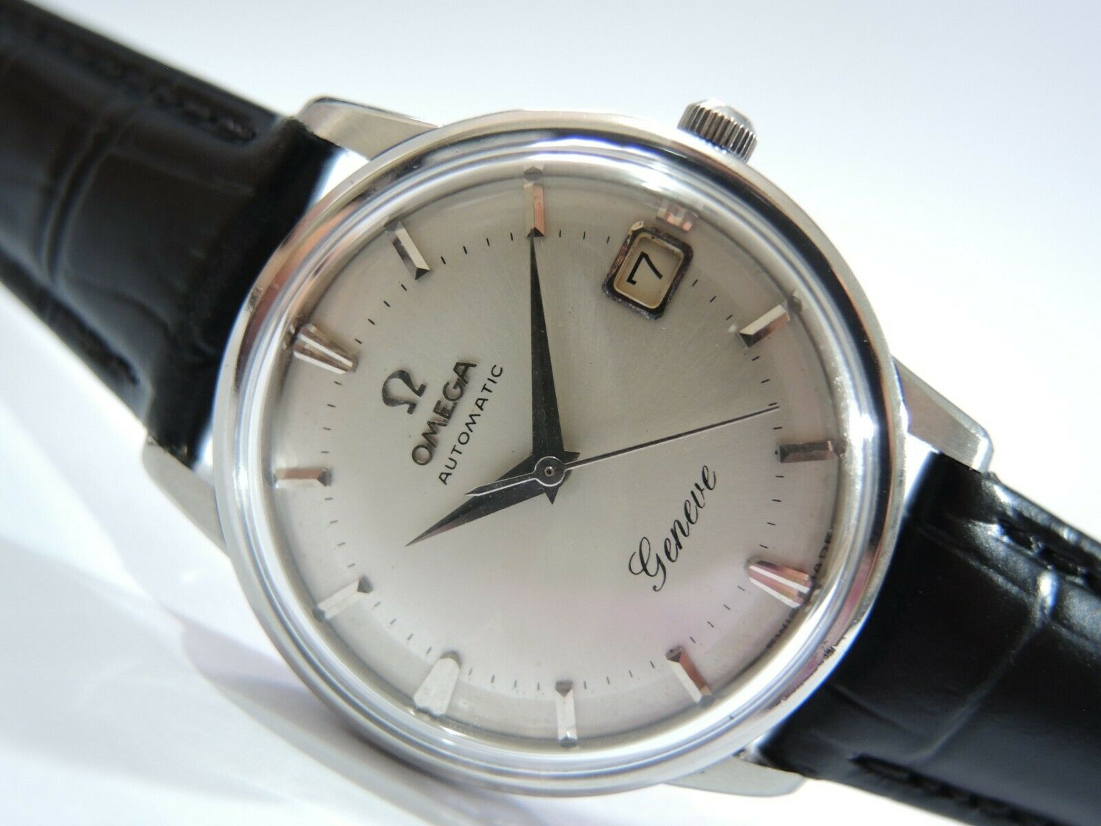 RARE VINTAGE OMEGA GENEVE 14703 SC 61 AUTOMATIC CAL.562 DATE STEEL