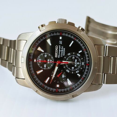 seiko titanium chronograph 100m watch