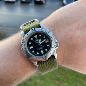 MICHEL JORDI ETHNO DIVER QUARTZ WHITE DIAL SWISS MEN FULL WORKING VINTAGE  WATCH | eBay