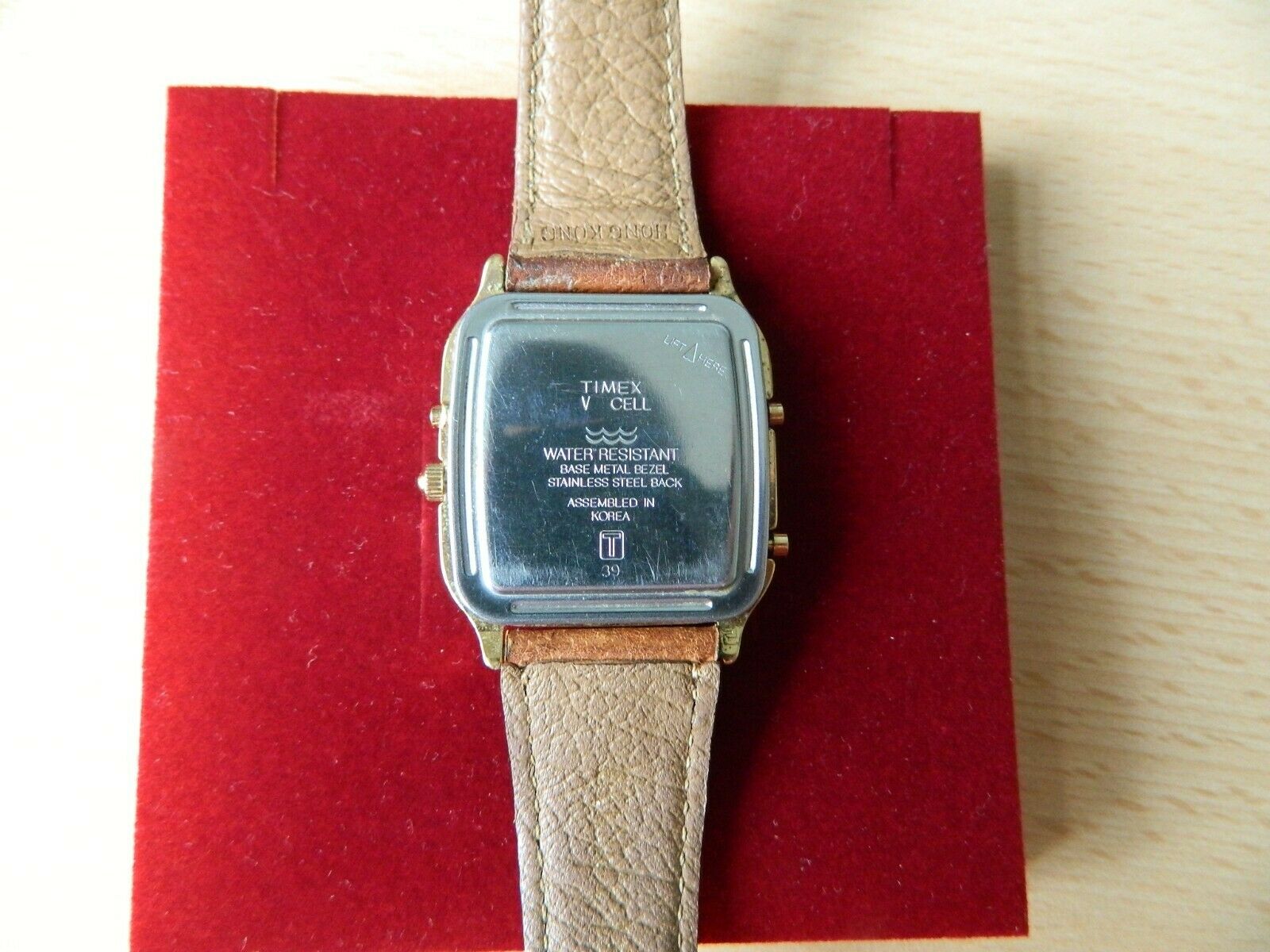 Mens Rare Vintage Timex V Cell Digital and Analogue Watch New