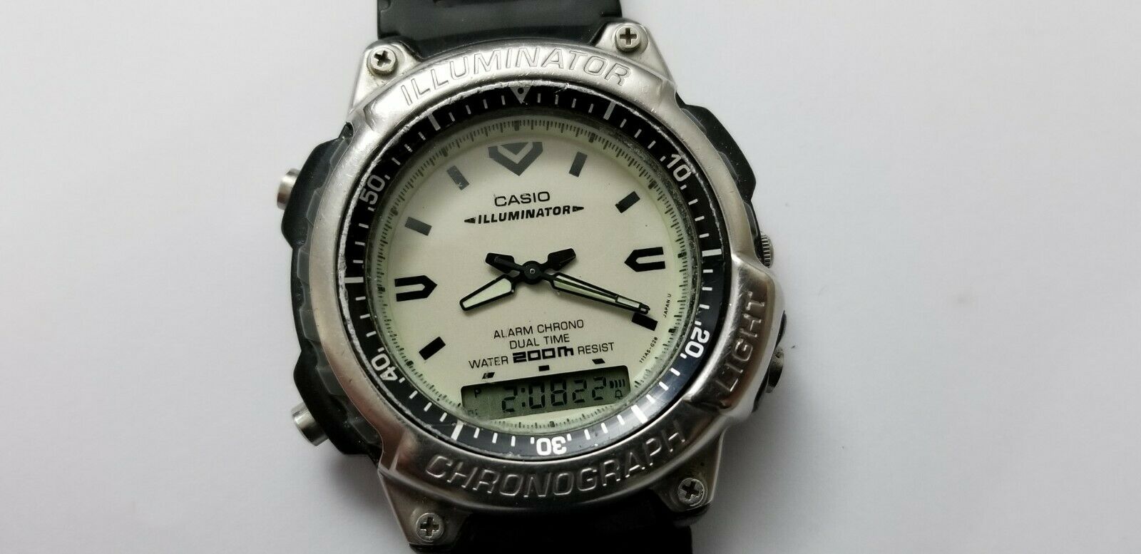 casio illuminator chronograph watch