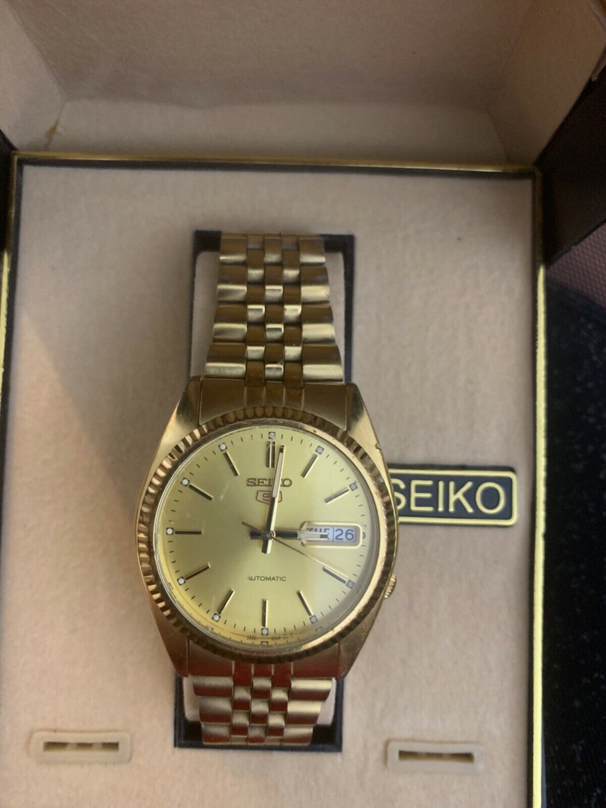 seiko prospex solar hybrid snj025p1