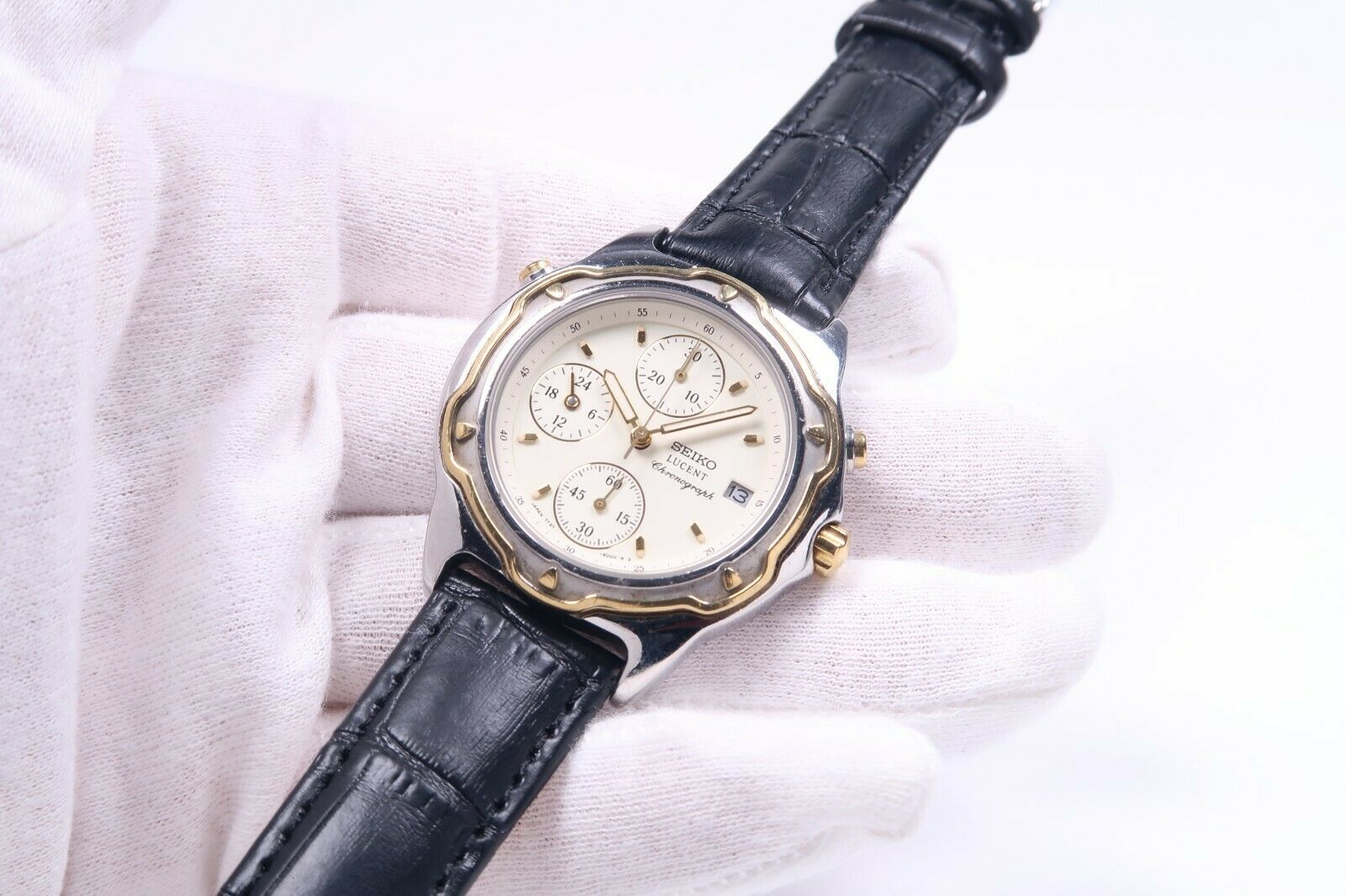 Vintage SEIKO LUCENT CHRONOGRAPH 7T27-6010 STAINLESS Mens