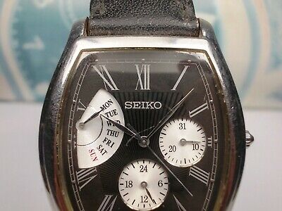 SEIKO DAY DATE RETROGRADE QUARTZ MEN S WATCH 5Y66