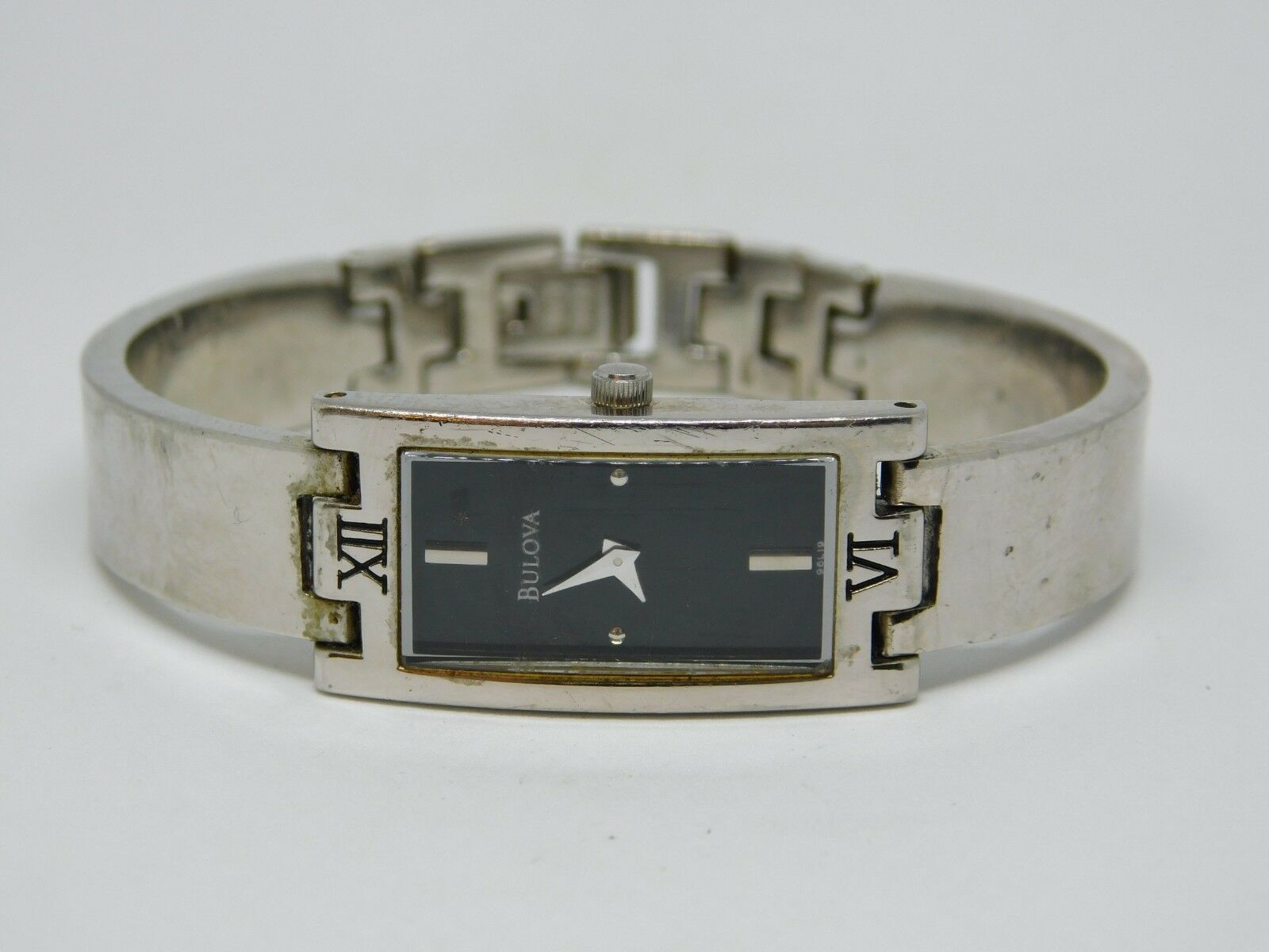 bulova quartz t8