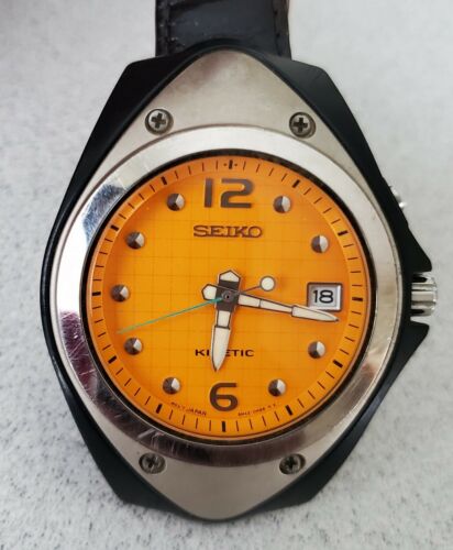 Vintage Men s Seiko Kinetic 5M42 OJ10 Watch WR 5 Bar orange dial