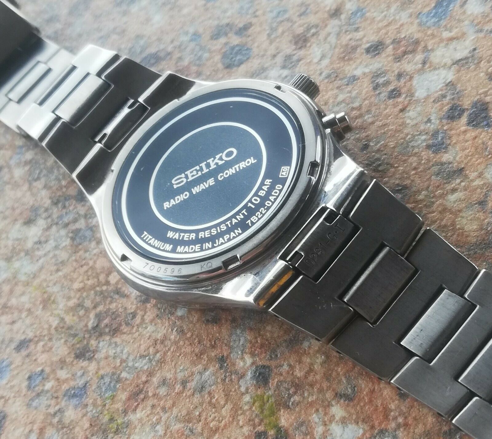 Men's Seiko Quartz 7B22 0AD0 Titanium Solar Radio Wave