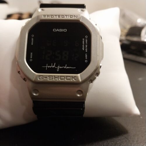 RARE UNIQUE Men s DIGITAL Watch CASIO G Shock Todd Jordan 1545 DW 5600TOD WatchCharts Marketplace