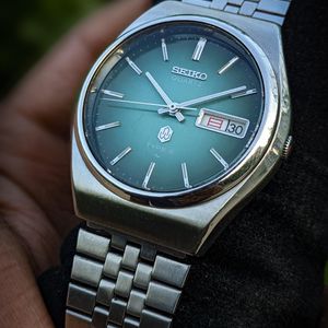 WTS] Vintage Seiko Type II Dial 1970's kanji date emerald sunburst