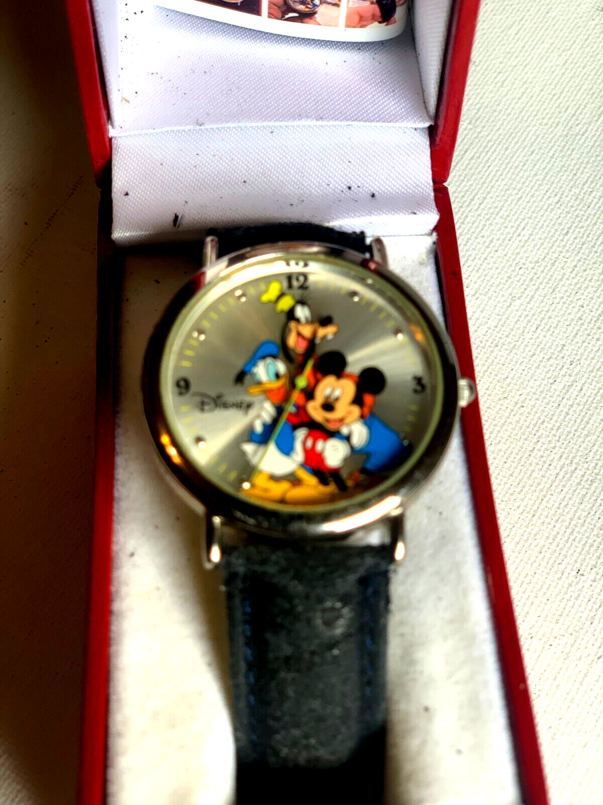 Vintage Men s Seiko Disney Mickey Mouse Goofy Donald Duck Watch