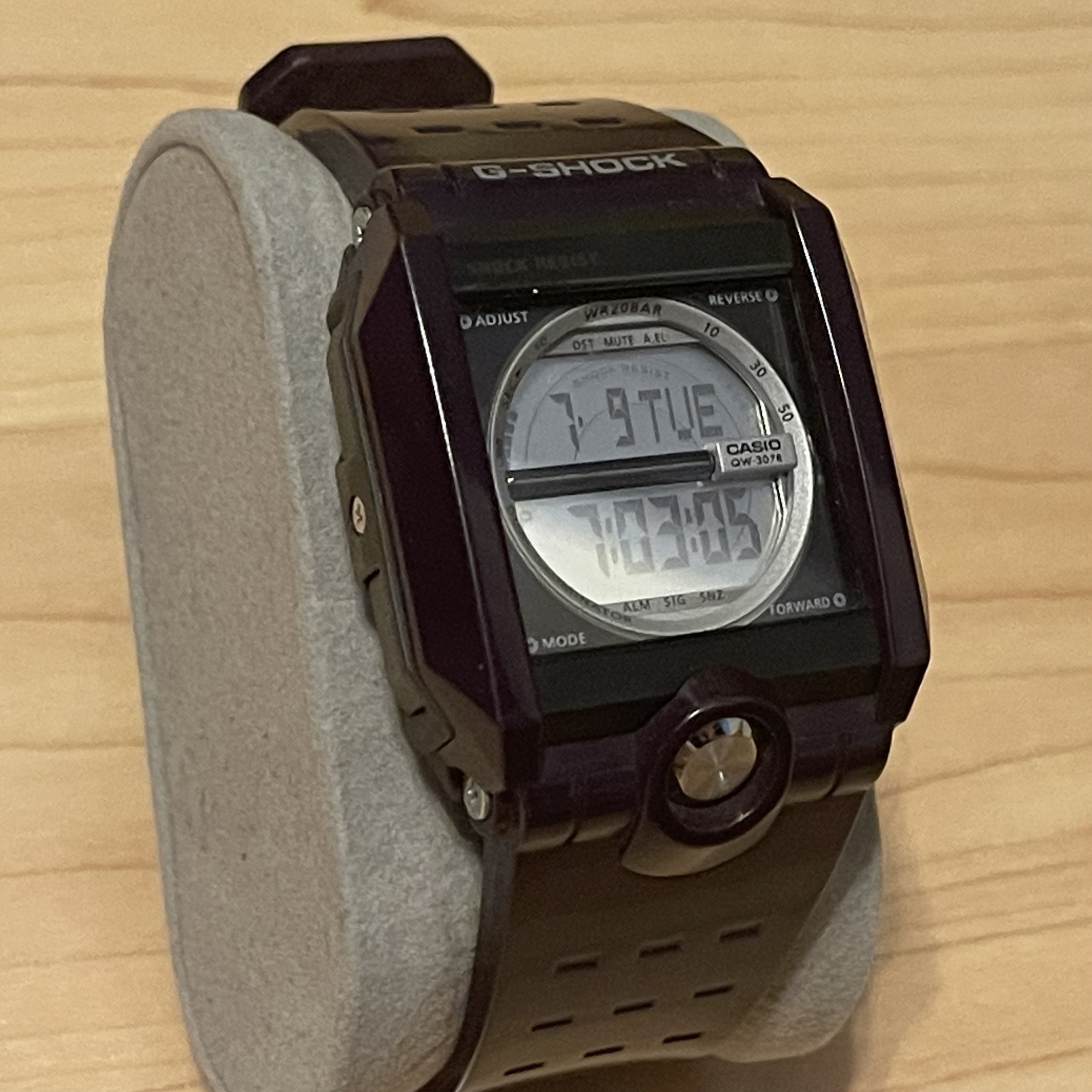 G-SHOCK G-8100B 茶色　マルーン G-SHOCK G-8100B 茶色 マルーン カシオGショック G-8100-6DR
