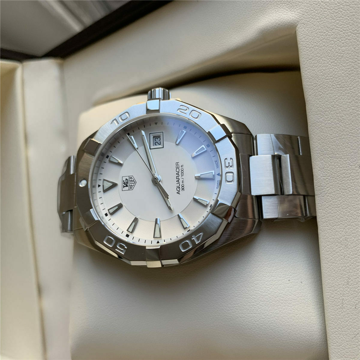 TAG Heuer Aquaracer 300M Quartz 40.5 WAY1111