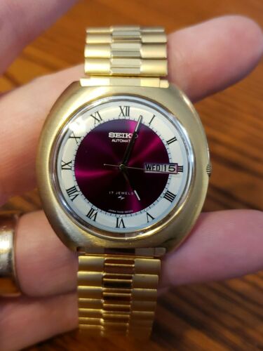 VINTAGE SEIKO 7006-8029 AUTOMATIC MEN'S DRESS DAY/DATE WRIST WATCH