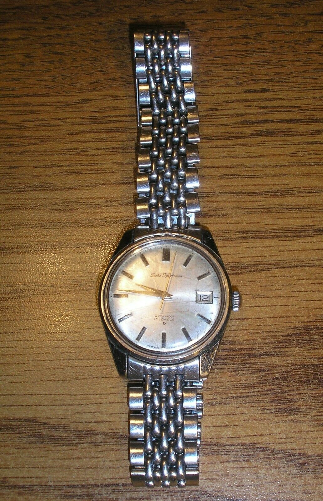Vintage Men's Stainless Seiko Sportsman 17 jewel wristwatch 6602