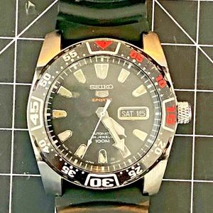 Seiko 5 sports automatic 24 jewels 100m 4r36a deals