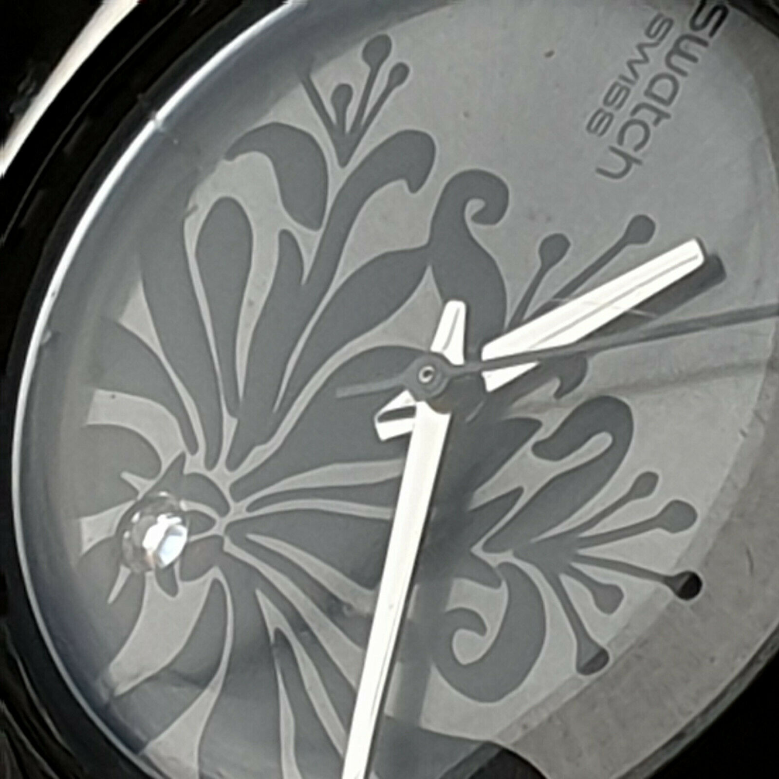 Swatch Irony,2006,Black Flower YLS146 with life time battery 