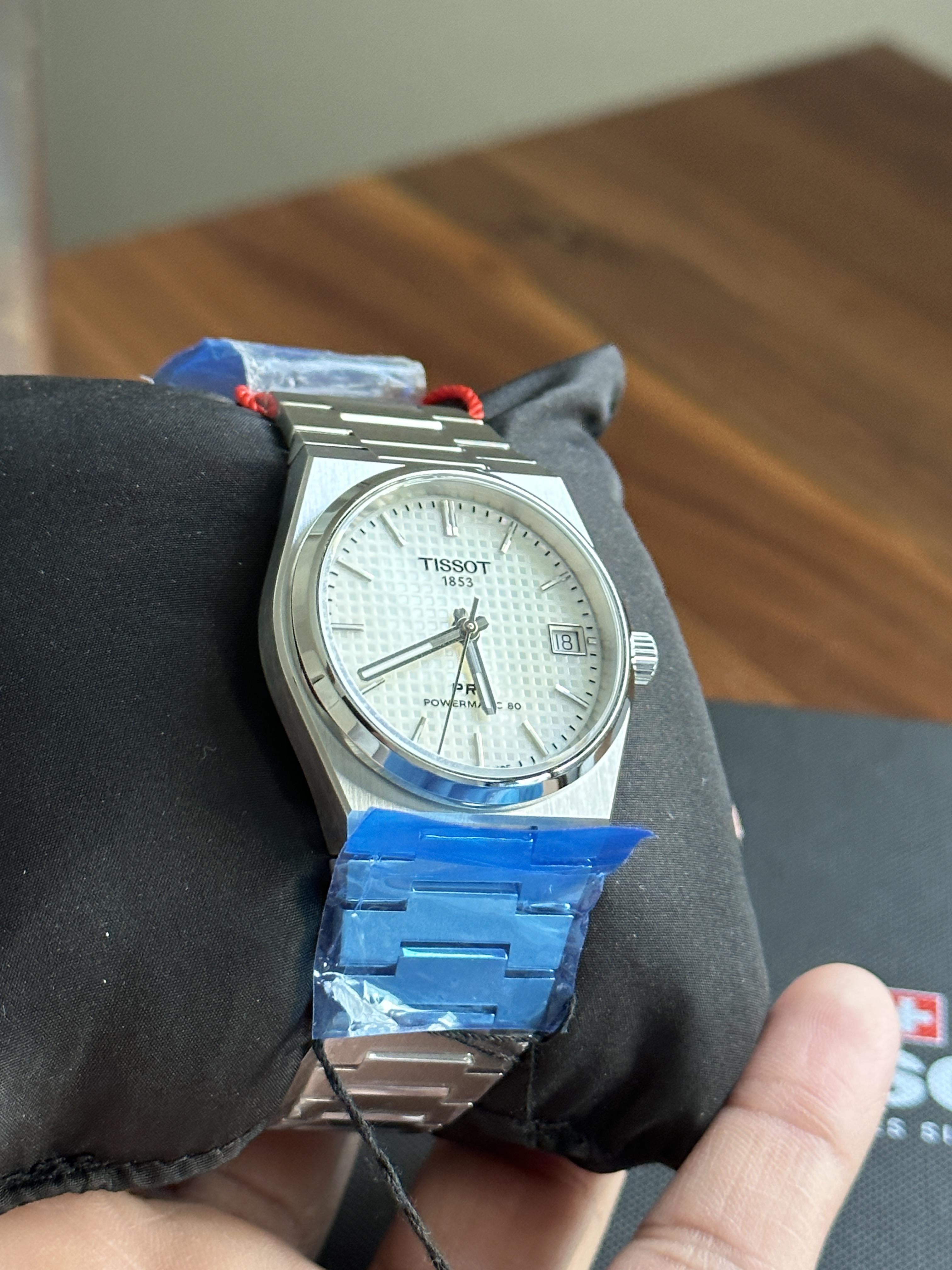 新品 正規品 TISSOT PRX 自動巻き腕時計 MOP TISSOT PRX Powermatic80 MOP 35㎜ A Week with the Tissot PRX