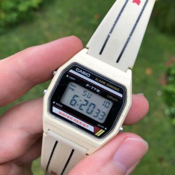 【CASIO】F-77W 1986年 激レア 電池新品 CASIO】F-77W 1986年 激レア 電池新品
