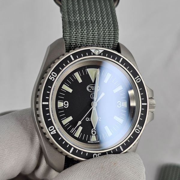 CWC Diver Watch RN MK1 QM60 Quartz Full Matte Case | WatchCharts ...