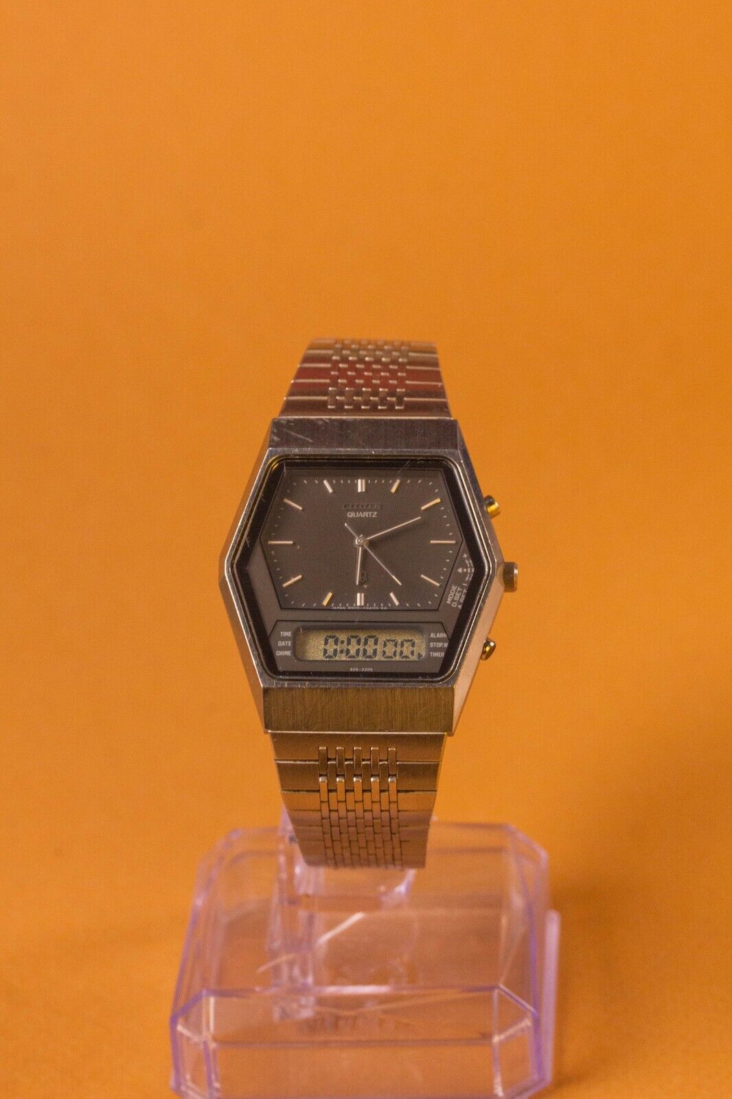 915633_8