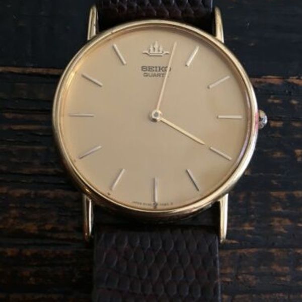 Vintage Seiko Quartz Watch Japan 5Y30 7060 D Classic