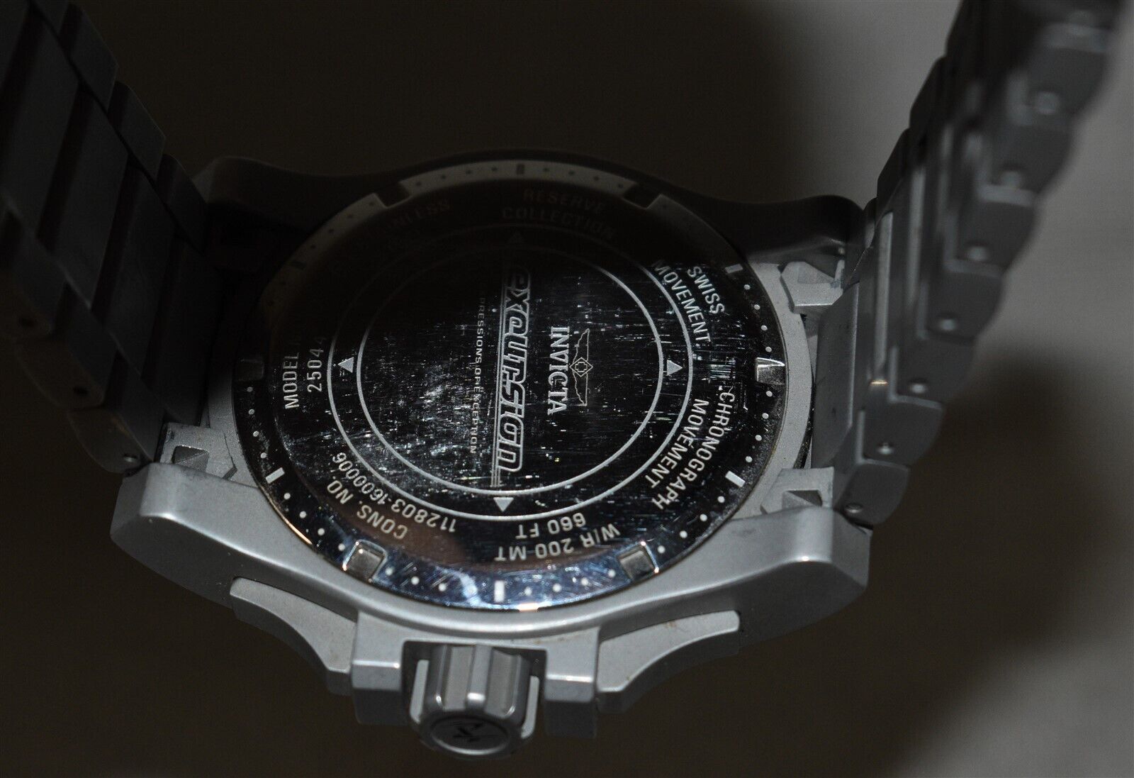 Invicta 25044 outlet