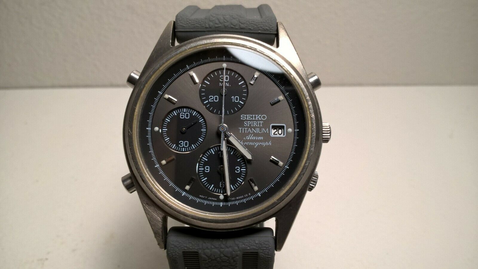 Seiko Spirit SCDL001 Titanium Alarm Chronograph 7T32-6000 Quartz