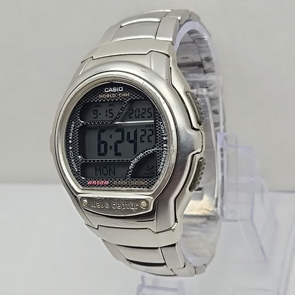 Casio Wave Ceptor Radio Controlled Digital Watch Alarm World Time New ...