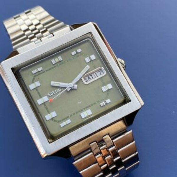 Vintage Seiko 7006-5020 Big Size Automatic 19 Jewels Watch Size 37mm |  WatchCharts