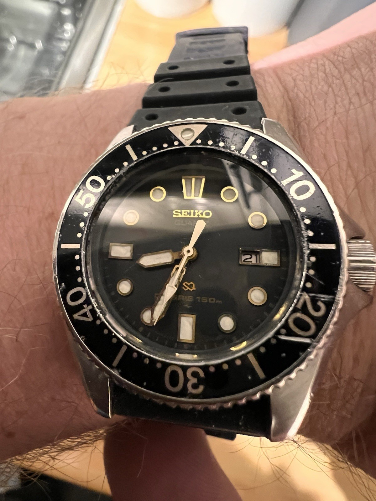 SEIKO Professional 150M Dive Watch Vintage Unisex Quartz 33mm 2625 