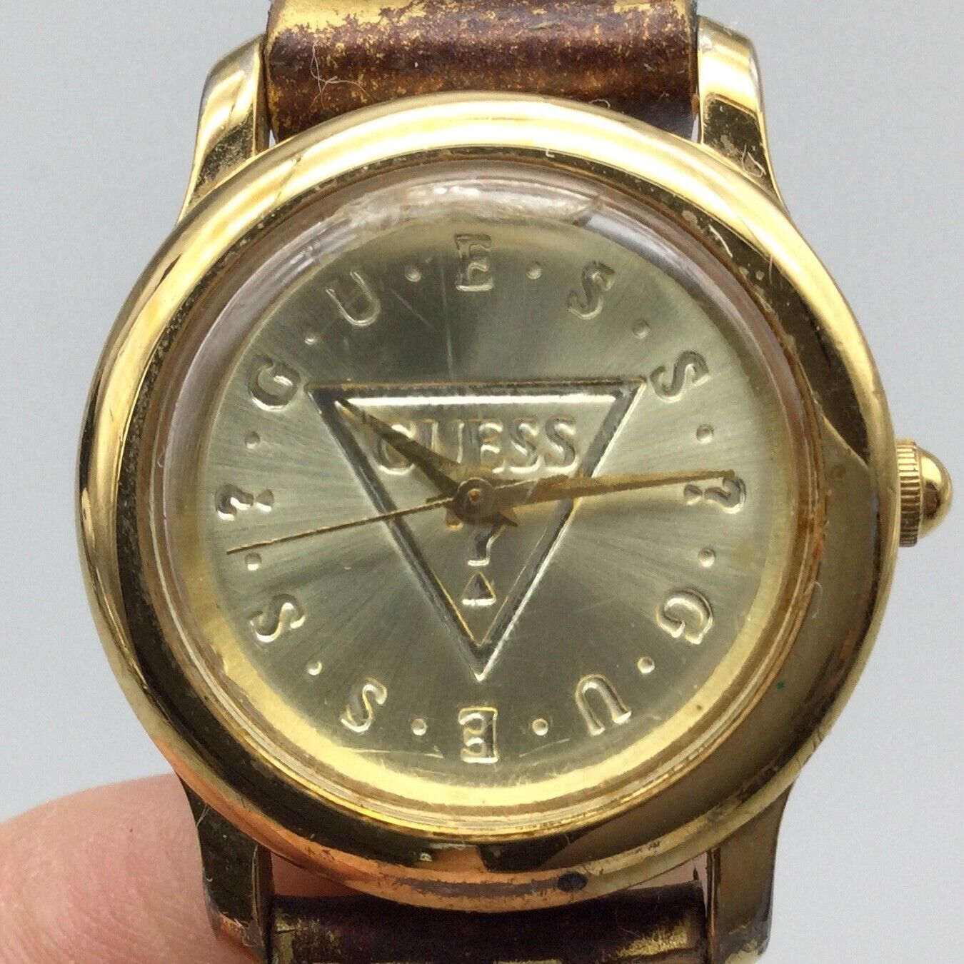 Guess leather band discount watch