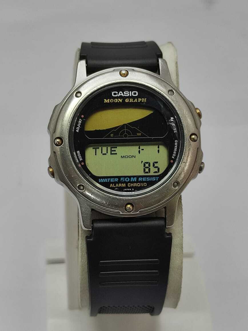 Vintage Casio 832 GMW-61 Moon Graph Vintage Men's Wristwatch