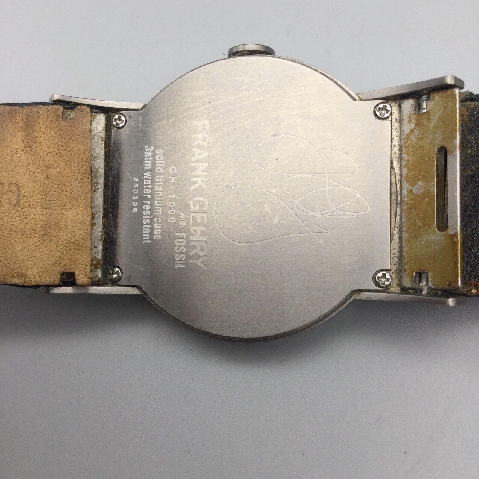 Frank Gehry With Fossil Watch Men Titanium GH-1000 BROKEN BAND New