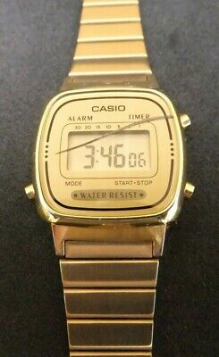 Casio gold face hot sale mini watch