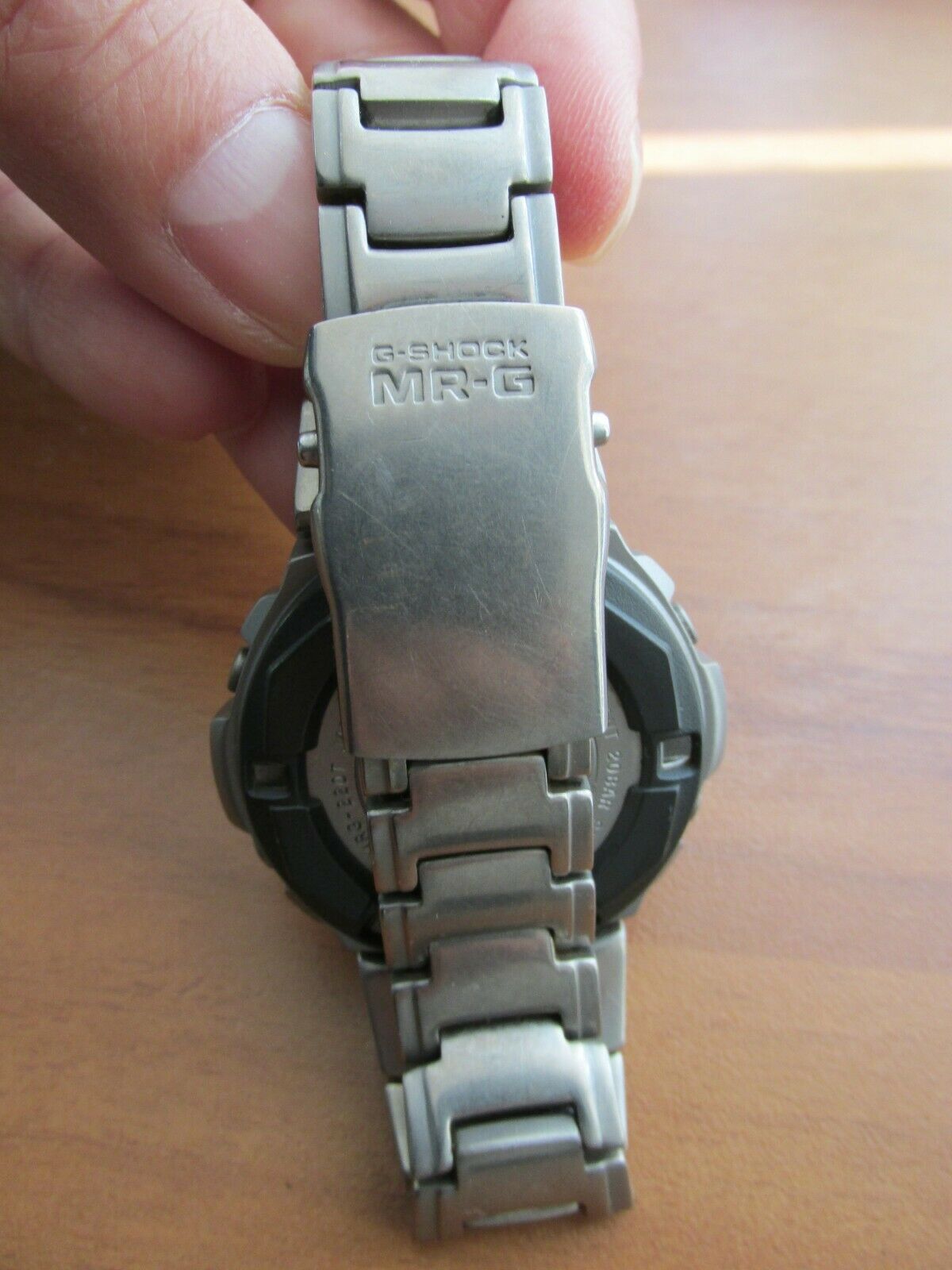 VINTAGE CASIO MR-G MRG-220T G-SHOCK TITANIUM DATA MEMORY 20 BAR