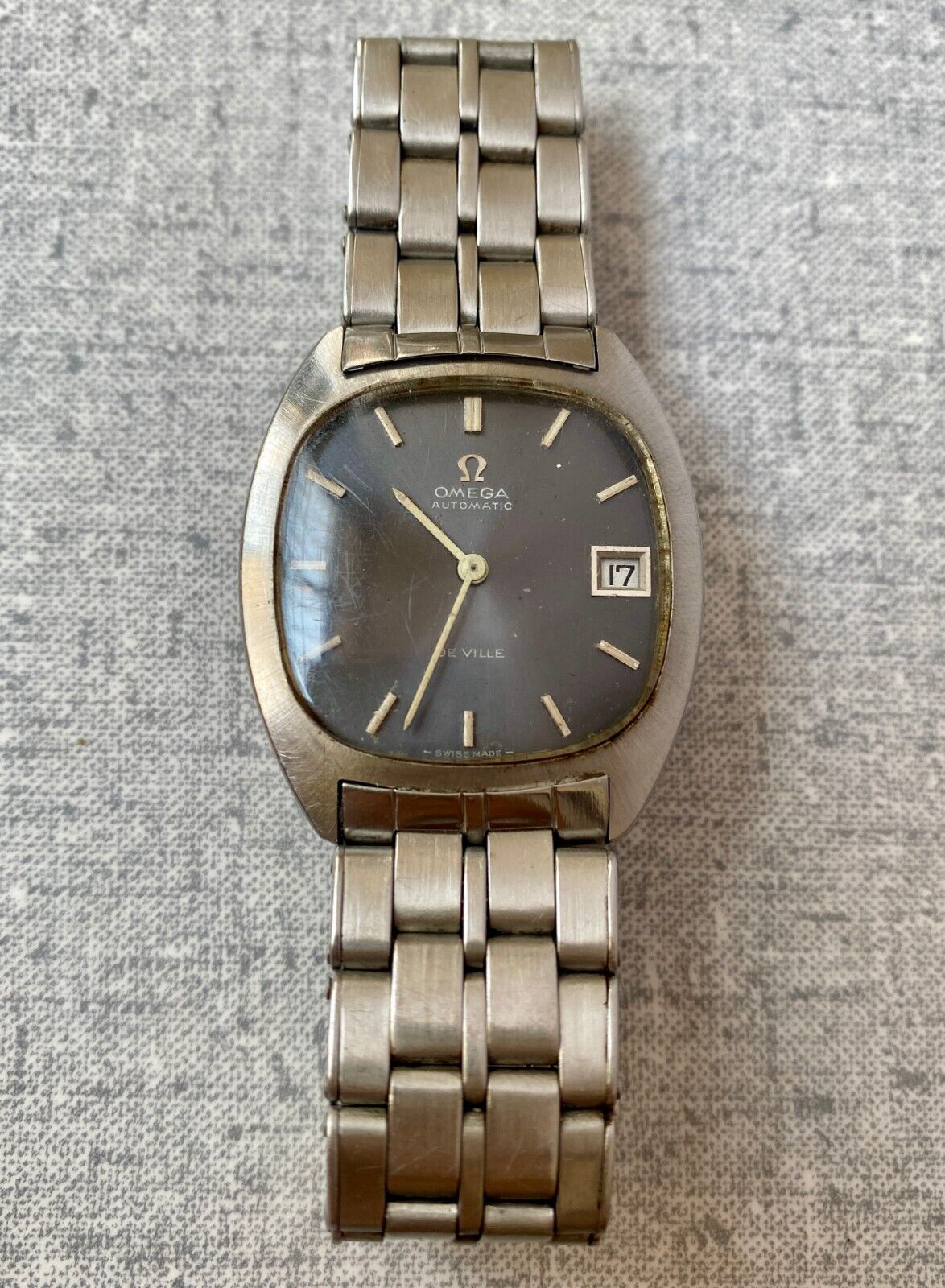 Omega discount cal 1002