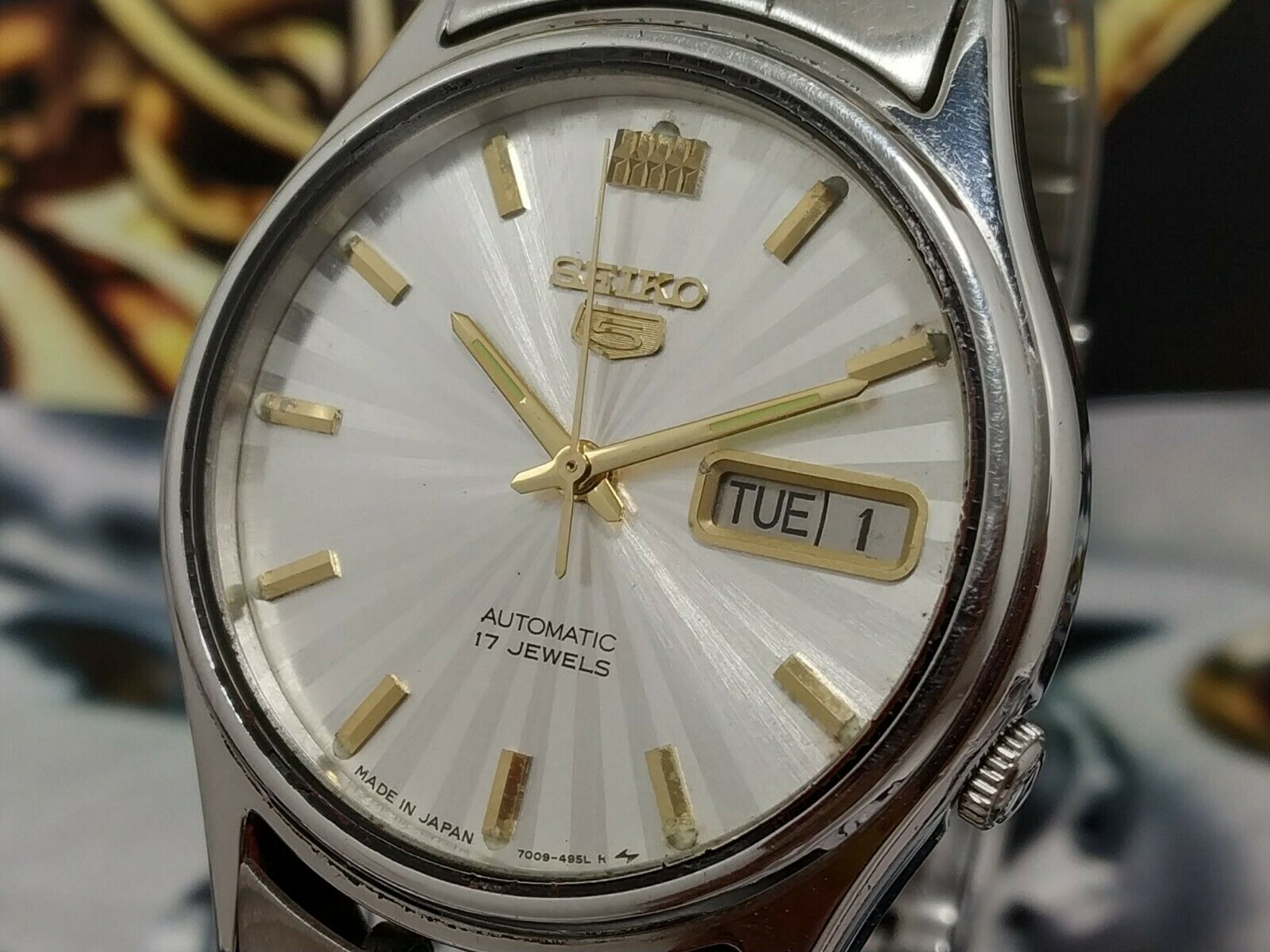 Retro Seiko-5 Automatic Men's Wrist Watch 17 cal-7009-3101 made | WatchCharts