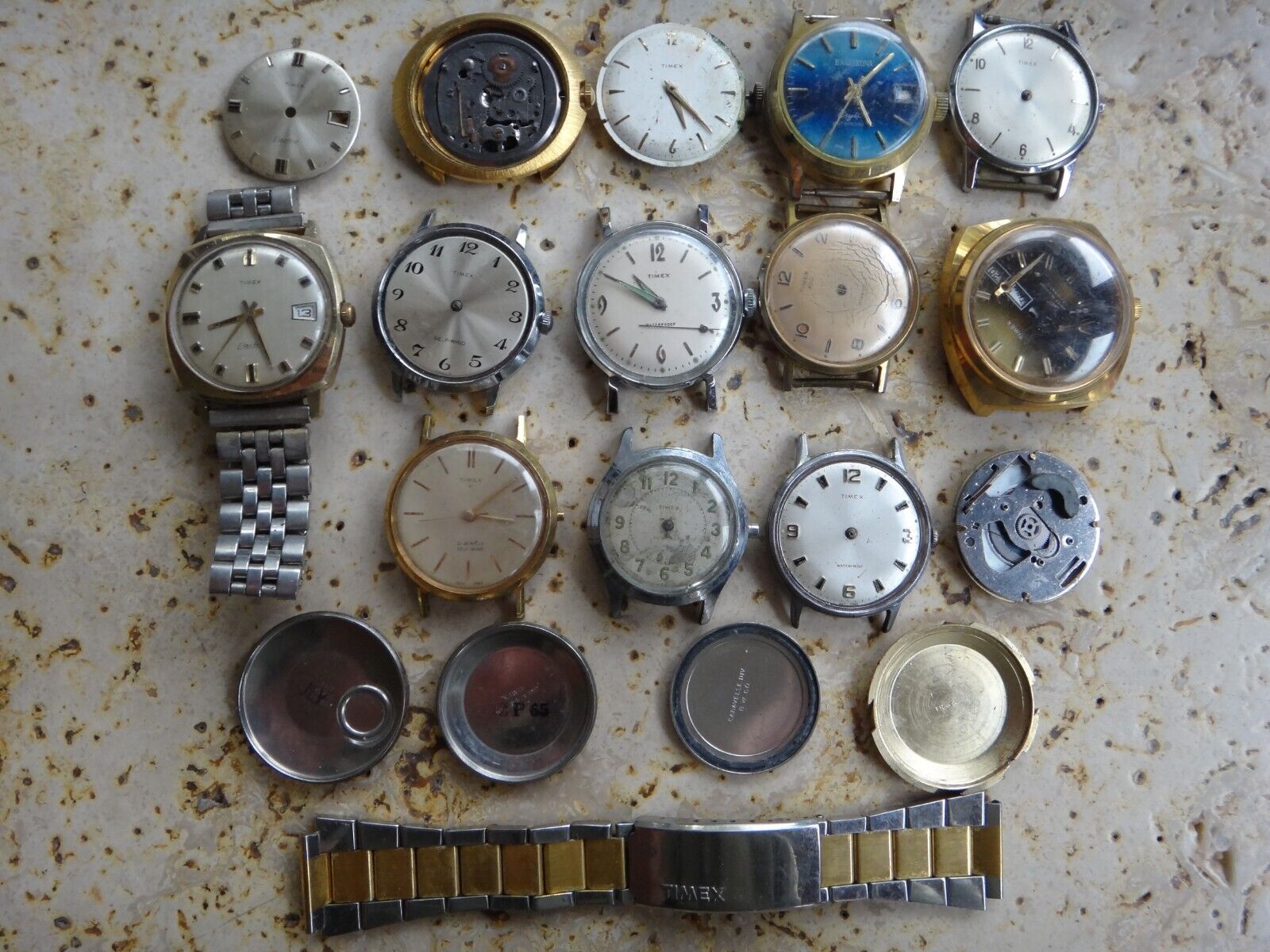 Lot of Vintage Timex Mens Watches for Parts or Repair