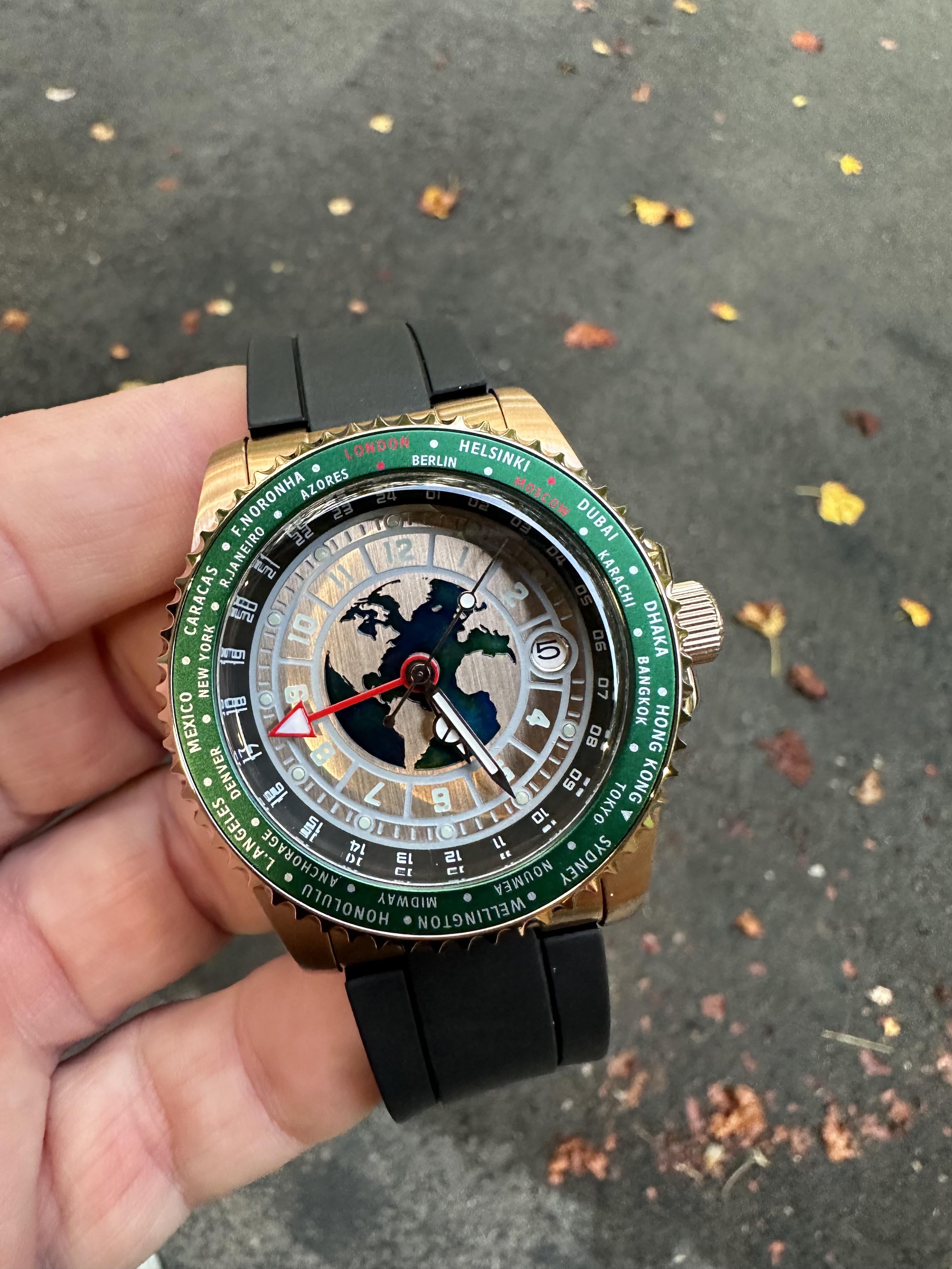 WTS] Custom rose gold colored 40mm GMT world time with custom