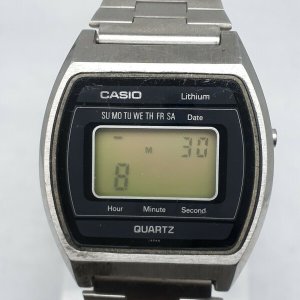 Vintage Casio 58-B812 Digital Men