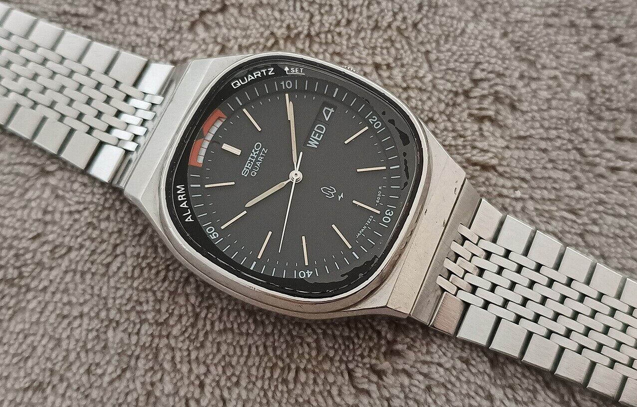 Nice & Rare Vintage Seiko Quartz Alarm black dial 7223-6030 Gent Watch |  WatchCharts Marketplace