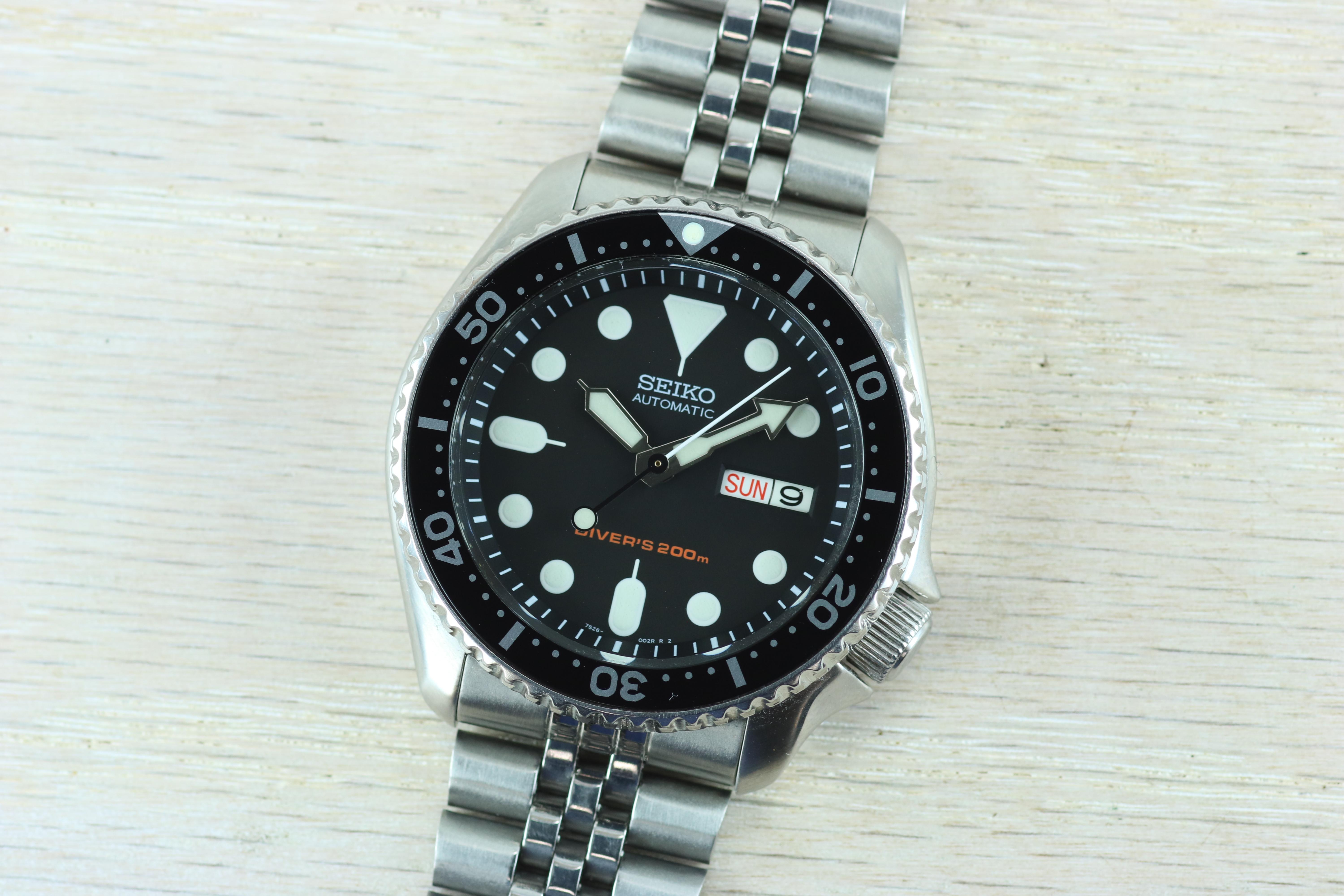 Seiko SKX007 Watch 7S25-0020 with Original Bracelet | WatchCharts