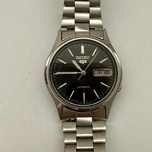 Seiko 5 Automatic 7009-3100 Day Date Vintage Watch | WatchCharts ...