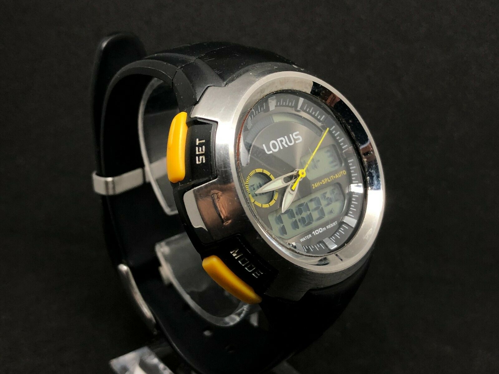 Lorus by Seiko Z012-X001 Gents Digital Watch Original Black Slicon