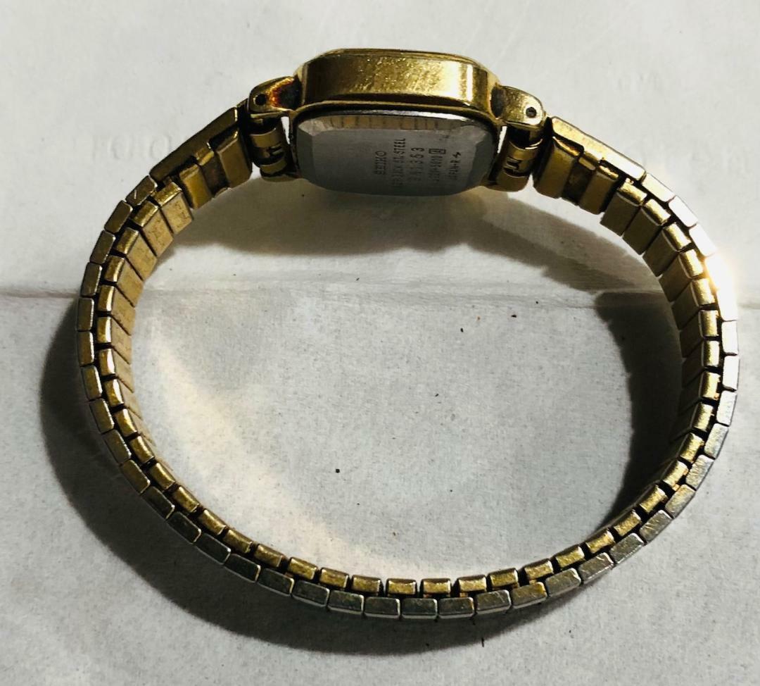 Vintage Seiko LED Watch L221-5010 Gold Tone - Needs Battery 